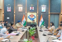 सीएम हेल्पलाइन की 36 से 180 दिन तक लंबित शिकायतों पर डीएम सख्त