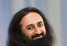 मजबूत मन कमजोर शरीर को भी संभाल सकता है — गुरुदेव श्री श्री रविशंकर